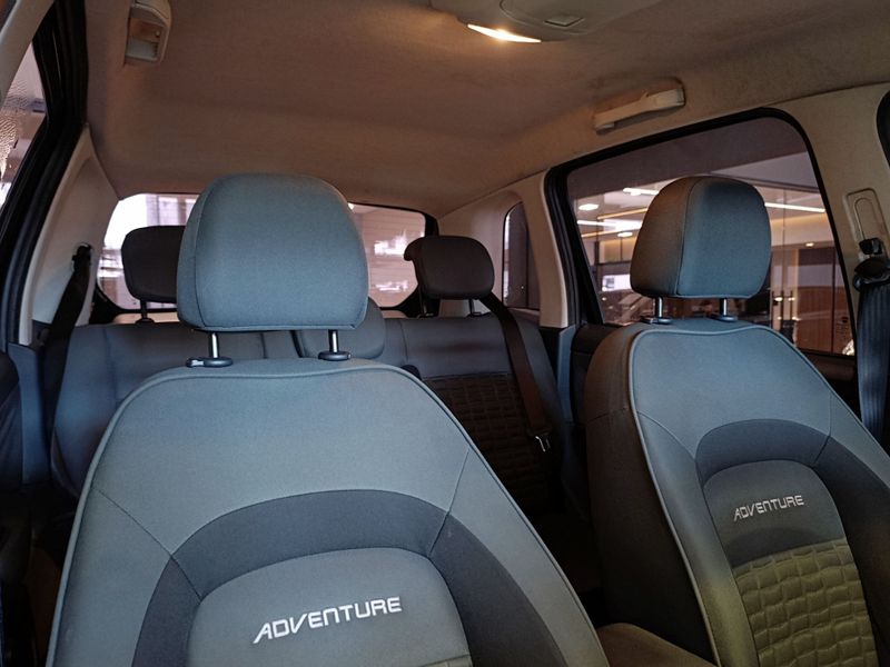 Fiat Idea Adventure 1.8 2015/2016 SIM VEÍCULOS PORTO ALEGRE / Carros no Vale