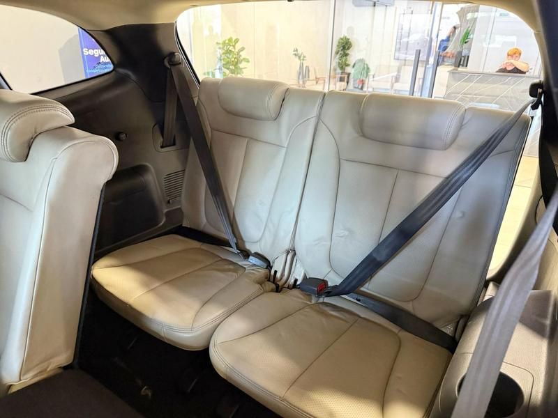 Hyundai Santa Fe 3.5 7 Lugares 2012/2013 SIM VEÍCULOS PORTO ALEGRE / Carros no Vale