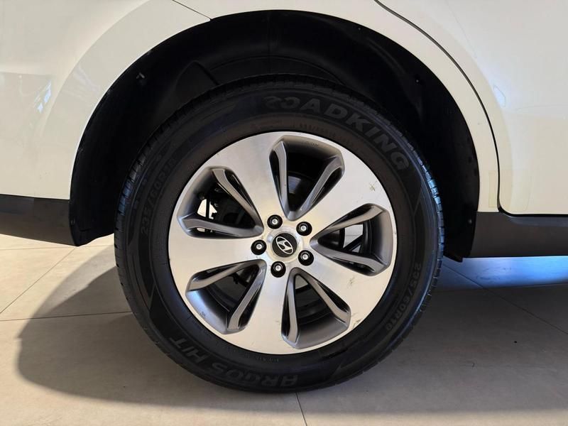 Hyundai Santa Fe 3.5 7 Lugares 2012/2013 SIM VEÍCULOS PORTO ALEGRE / Carros no Vale