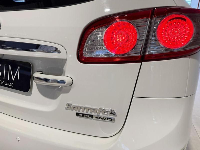 Hyundai Santa Fe 3.5 7 Lugares 2012/2013 SIM VEÍCULOS PORTO ALEGRE / Carros no Vale