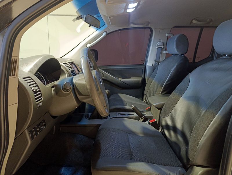 Nissan Frontier S 4×4 2015/2016 SIM VEÍCULOS PORTO ALEGRE / Carros no Vale