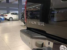 Nissan Frontier S 4×4 2015/2016 SIM VEÍCULOS PORTO ALEGRE / Carros no Vale