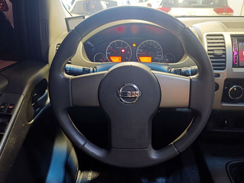 Nissan Frontier S 4×4 2015/2016 SIM VEÍCULOS PORTO ALEGRE / Carros no Vale