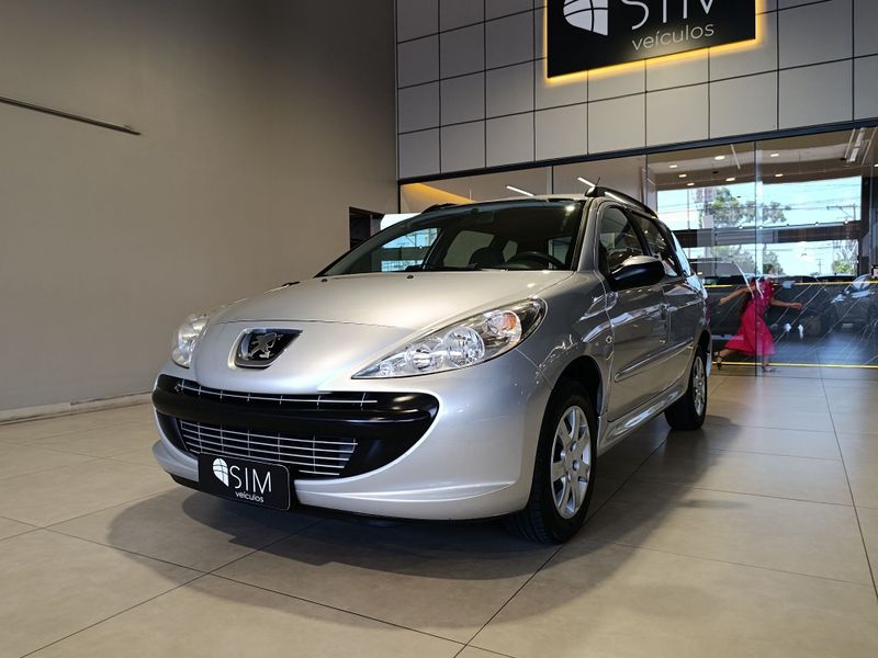 Peugeot 207 Sw Xr 1.4 8v 2010/2011 SIM VEÍCULOS PORTO ALEGRE / Carros no Vale