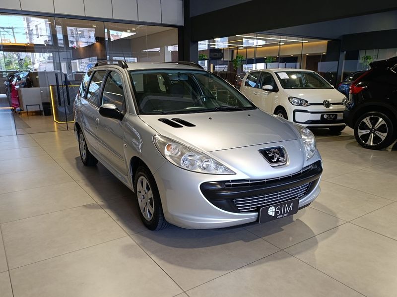 Peugeot 207 Sw Xr 1.4 8v 2010/2011 SIM VEÍCULOS PORTO ALEGRE / Carros no Vale