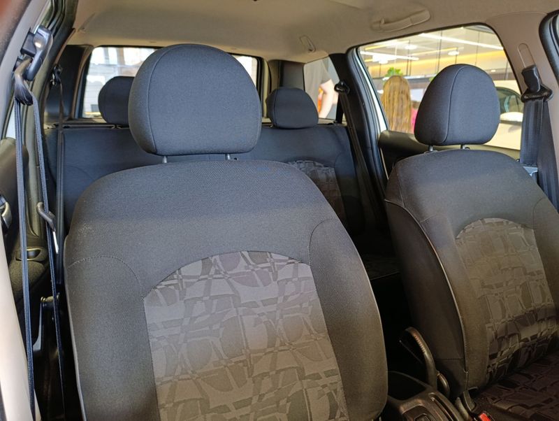 Peugeot 207 Sw Xr 1.4 8v 2010/2011 SIM VEÍCULOS PORTO ALEGRE / Carros no Vale