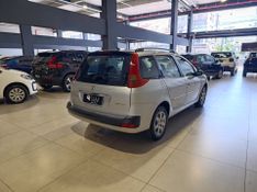 Peugeot 207 Sw Xr 1.4 8v 2010/2011 SIM VEÍCULOS PORTO ALEGRE / Carros no Vale