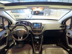 Peugeot 208 Urbantech 1.6 2017/2018 SIM VEÍCULOS PORTO ALEGRE / Carros no Vale