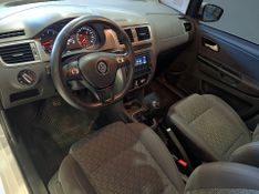 Volkswagen Fox Trendline 1.0 8v 2017/2017 SIM VEÍCULOS PORTO ALEGRE / Carros no Vale