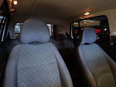 Volkswagen Fox Trendline 1.0 8v 2017/2017 SIM VEÍCULOS PORTO ALEGRE / Carros no Vale