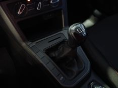 Volkswagen Polo Track 1.0 12v 2023/2024 SIM VEÍCULOS PORTO ALEGRE / Carros no Vale