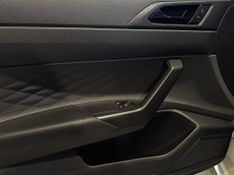 Volkswagen Polo Track 1.0 12v 2023/2024 SIM VEÍCULOS PORTO ALEGRE / Carros no Vale