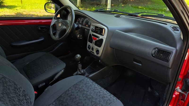 Fiat Strada 1.4 Mpi Fire 8V CS 2011/2012 AUTO NÍVEL VEÍCULOS SANTA CRUZ DO SUL / Carros no Vale