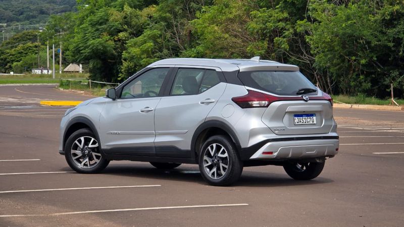 Nissan KICKS Sense 1.6 16V 2021/2022 AUTO NÍVEL VEÍCULOS SANTA CRUZ DO SUL / Carros no Vale Nissan KICKS Sense 1.6 16V 2021/2022 AUTO NÍVEL VEÍCULOS SANTA CRUZ DO SUL / Carros no Vale