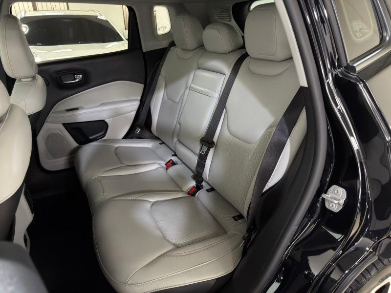 JEEP COMPASS 2.0 16V LIMITED 4X4 2020/2020 SUL SERRA MOTORS CAXIAS DO SUL / Carros no Vale