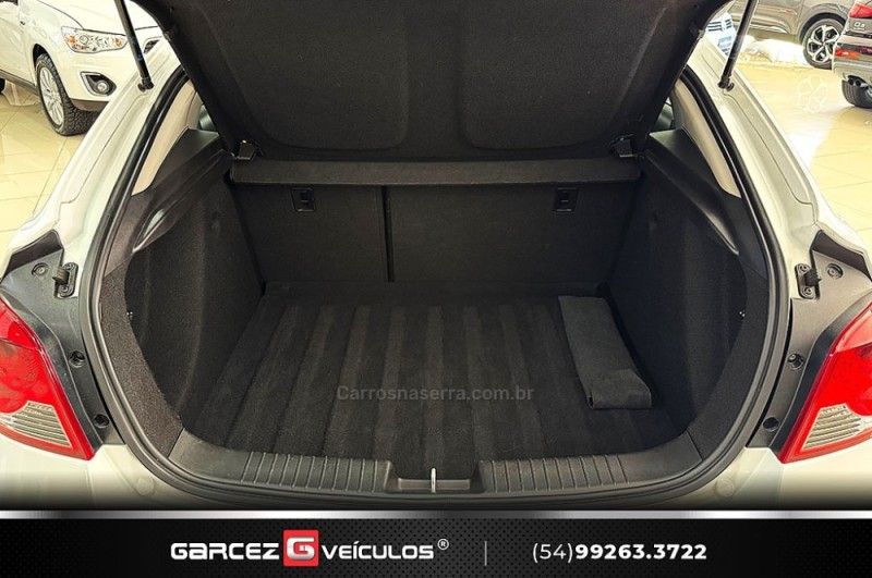 CHEVROLET CRUZE 1.8 LT SPORT6 16V 2016/2016 GARCEZ VEÍCULOS BENTO GONÇALVES / Carros no Vale