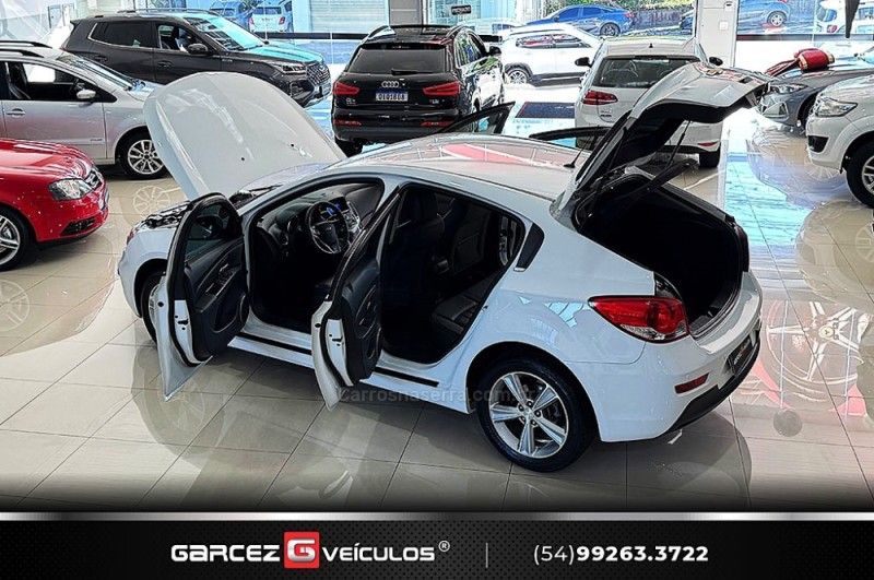 CHEVROLET CRUZE 1.8 LT SPORT6 16V 2016/2016 GARCEZ VEÍCULOS BENTO GONÇALVES / Carros no Vale
