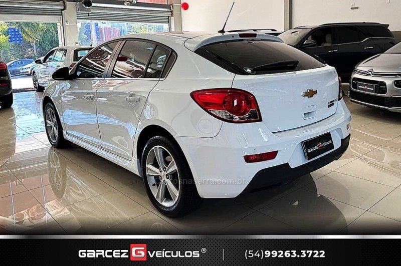 CHEVROLET CRUZE 1.8 LT SPORT6 16V 2016/2016 GARCEZ VEÍCULOS BENTO GONÇALVES / Carros no Vale