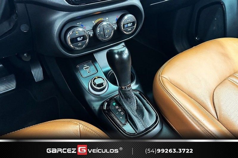 FIAT TORO 2.0 16V TURBO FREEDOM 4WD AT9 2018/2019 GARCEZ VEÍCULOS BENTO GONÇALVES / Carros no Vale