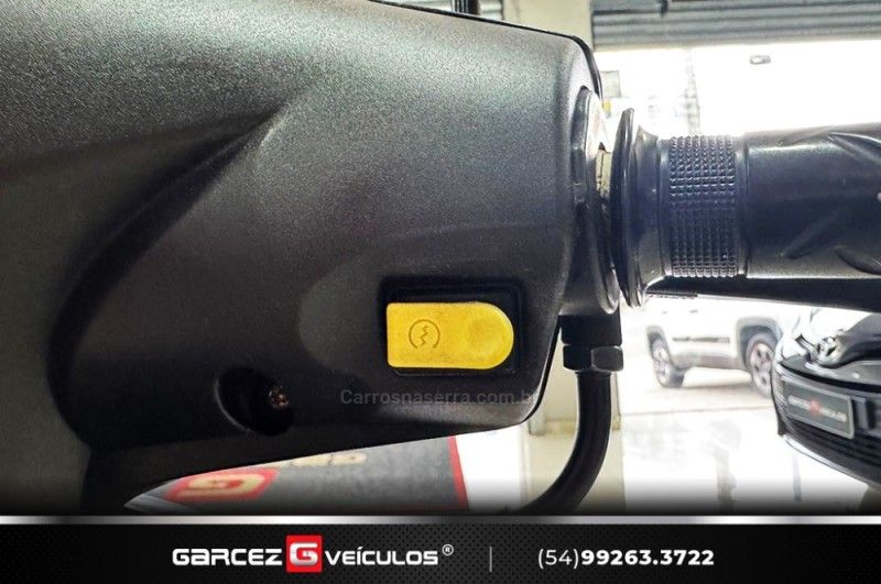 Honda Motos BIZ 125 ES 2011/2011 GARCEZ VEÍCULOS BENTO GONÇALVES / Carros no Vale