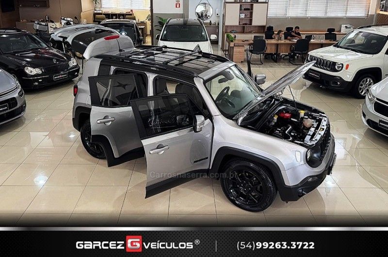 JEEP RENEGADE 1.8 16V NIGHT EAGLE 4X2 2019/2019 GARCEZ VEÍCULOS BENTO GONÇALVES / Carros no Vale JEEP RENEGADE 1.8 16V NIGHT EAGLE 4X2 2019/2019 GARCEZ VEÍCULOS BENTO GONÇALVES / Carros no Vale