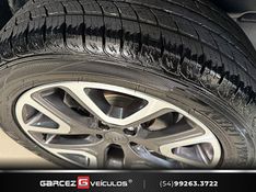 JEEP RENEGADE 2.0 16V TURBO LONGITUDE 4X4 2020/2020 GARCEZ VEÍCULOS BENTO GONÇALVES / Carros no Vale