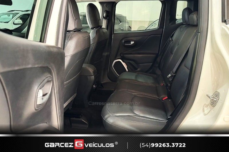 JEEP RENEGADE 2.0 16V TURBO LONGITUDE 4X4 2020/2020 GARCEZ VEÍCULOS BENTO GONÇALVES / Carros no Vale
