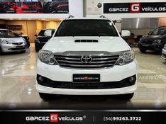 TOYOTA HILUX SW4 3.0 SRV 4X4 16V TURBO INTERCOOLER 2013/2013 GARCEZ VEÍCULOS BENTO GONÇALVES / Carros no Vale