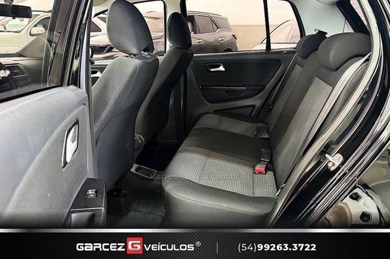 VOLKSWAGEN FOX 1.6 CONNECT 8V 2018/2019 GARCEZ VEÍCULOS BENTO GONÇALVES / Carros no Vale