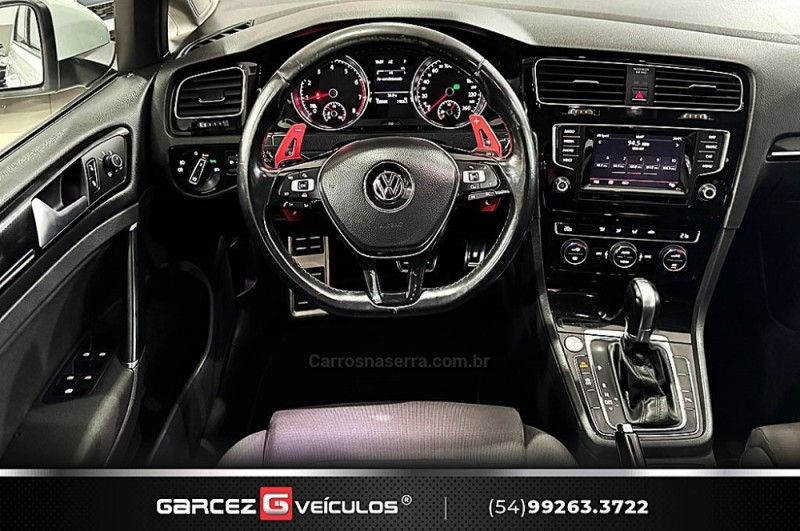 VOLKSWAGEN GOLF 1.4 TSI HIGHLINE 16V 2014/2015 GARCEZ VEÍCULOS BENTO GONÇALVES / Carros no Vale