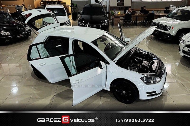 VOLKSWAGEN GOLF 1.4 TSI HIGHLINE 16V 2014/2015 GARCEZ VEÍCULOS BENTO GONÇALVES / Carros no Vale
