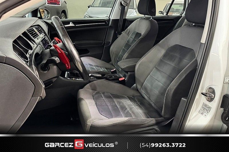 VOLKSWAGEN GOLF 1.4 TSI HIGHLINE 16V 2014/2015 GARCEZ VEÍCULOS BENTO GONÇALVES / Carros no Vale