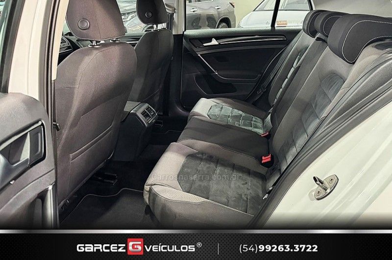 VOLKSWAGEN GOLF 1.4 TSI HIGHLINE 16V 2014/2015 GARCEZ VEÍCULOS BENTO GONÇALVES / Carros no Vale