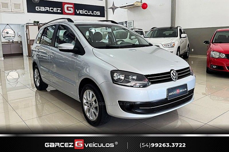 VOLKSWAGEN SPACEFOX 1.6 MI TREND 8V 2012/2013 GARCEZ VEÍCULOS BENTO GONÇALVES / Carros no Vale
