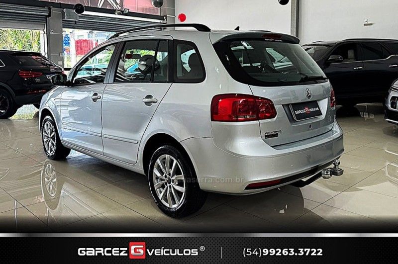 VOLKSWAGEN SPACEFOX 1.6 MI TREND 8V 2012/2013 GARCEZ VEÍCULOS BENTO GONÇALVES / Carros no Vale