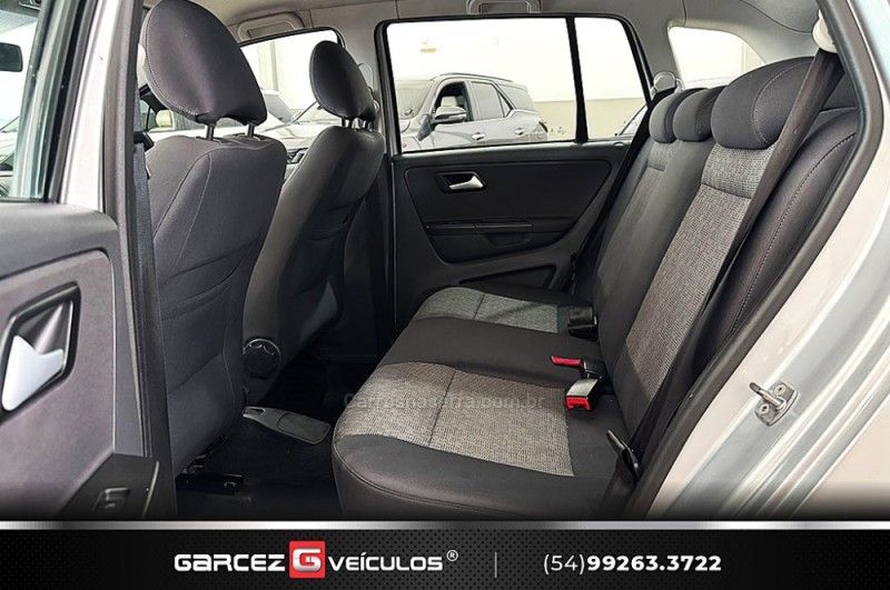 VOLKSWAGEN SPACEFOX 1.6 MI TREND 8V 2012/2013 GARCEZ VEÍCULOS BENTO GONÇALVES / Carros no Vale