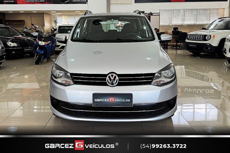 VOLKSWAGEN SPACEFOX 1.6 MI TREND 8V 2012/2013 GARCEZ VEÍCULOS BENTO GONÇALVES / Carros no Vale
