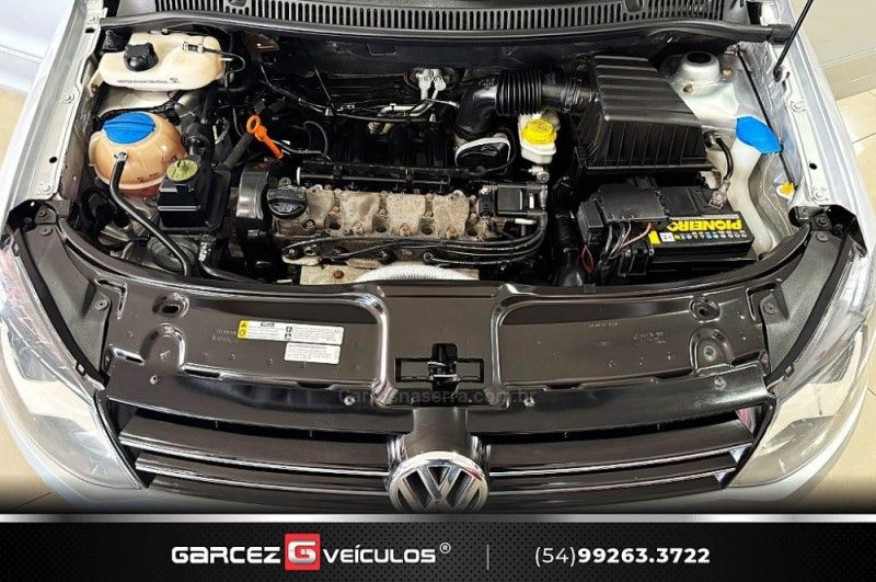 VOLKSWAGEN SPACEFOX 1.6 MI TREND 8V 2012/2013 GARCEZ VEÍCULOS BENTO GONÇALVES / Carros no Vale