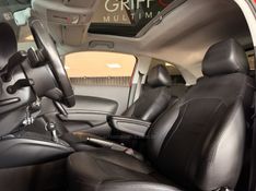 AUDI A1 1.4 TFSI SPORTBACK ATTRACTION 16V 122CV S-TRONIC 2011/2011 GRIFFCAR MULTIMARCAS DOIS IRMÃOS / Carros no Vale