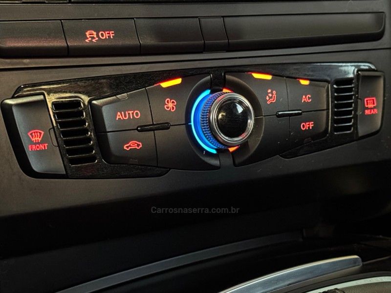 AUDI A5 2.0 TFSI SPORTBACK QUATTRO16V S-TRONIC 2013/2013 GRIFFCAR MULTIMARCAS DOIS IRMÃOS / Carros no Vale