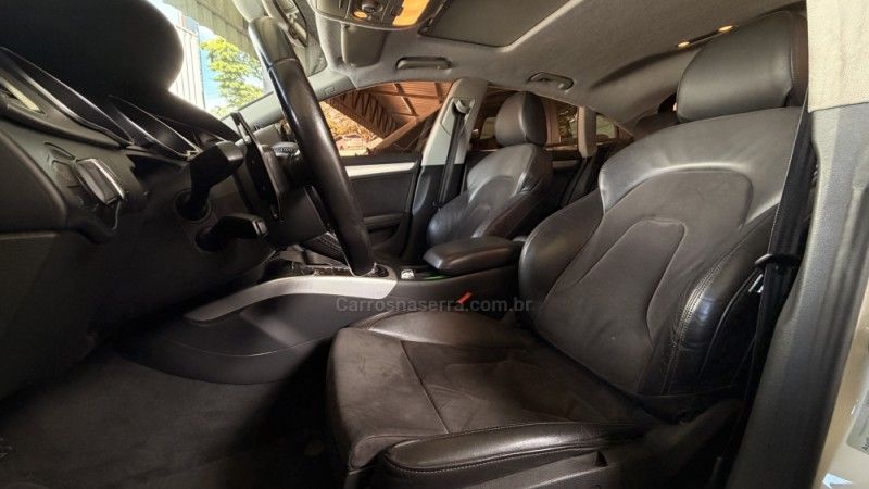 AUDI A5 2.0 TFSI SPORTBACK QUATTRO16V S-TRONIC 2013/2013 GRIFFCAR MULTIMARCAS DOIS IRMÃOS / Carros no Vale