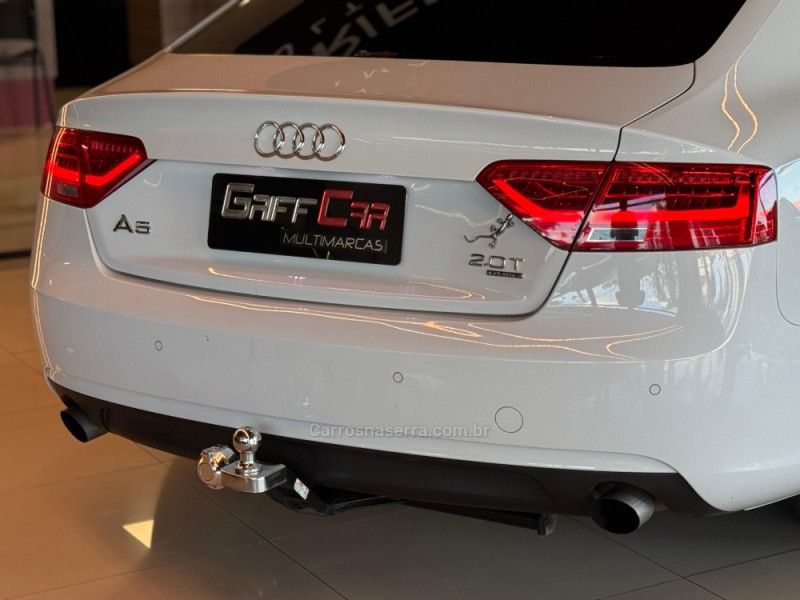 AUDI A5 2.0 TFSI SPORTBACK QUATTRO16V S-TRONIC 2013/2013 GRIFFCAR MULTIMARCAS DOIS IRMÃOS / Carros no Vale