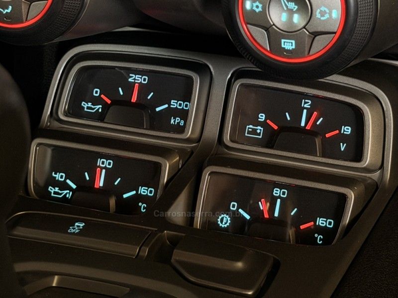 CHEVROLET CAMARO 6.2 SS COUPÉ V8 2013/2013 GRIFFCAR MULTIMARCAS DOIS IRMÃOS / Carros no Vale