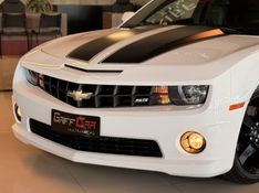 CHEVROLET CAMARO 6.2 SS COUPÉ V8 2013/2013 GRIFFCAR MULTIMARCAS DOIS IRMÃOS / Carros no Vale