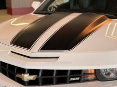 CHEVROLET CAMARO 6.2 SS COUPÉ V8 2013/2013 GRIFFCAR MULTIMARCAS DOIS IRMÃOS / Carros no Vale