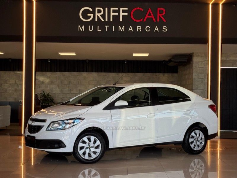 CHEVROLET PRISMA 1.4 MPFI LT 8V 2013/2013 GRIFFCAR MULTIMARCAS DOIS IRMÃOS / Carros no Vale