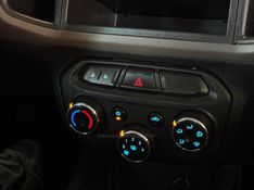 CHEVROLET PRISMA 1.4 MPFI LT 8V 2013/2013 GRIFFCAR MULTIMARCAS DOIS IRMÃOS / Carros no Vale