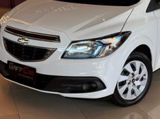 CHEVROLET PRISMA 1.4 MPFI LT 8V 2013/2013 GRIFFCAR MULTIMARCAS DOIS IRMÃOS / Carros no Vale