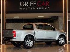 CHEVROLET S10 2.8 4X4 CD 12V TURBO INTERCOOLER 2014/2014 GRIFFCAR MULTIMARCAS DOIS IRMÃOS / Carros no Vale
