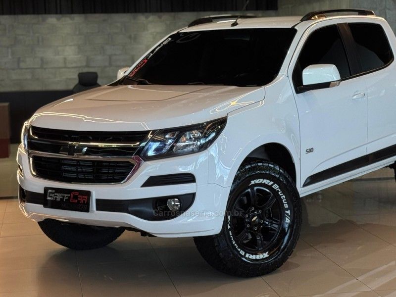 CHEVROLET S10 2.8 LS 4X4 CD 16V TURBO 2017/2018 GRIFFCAR MULTIMARCAS DOIS IRMÃOS / Carros no Vale